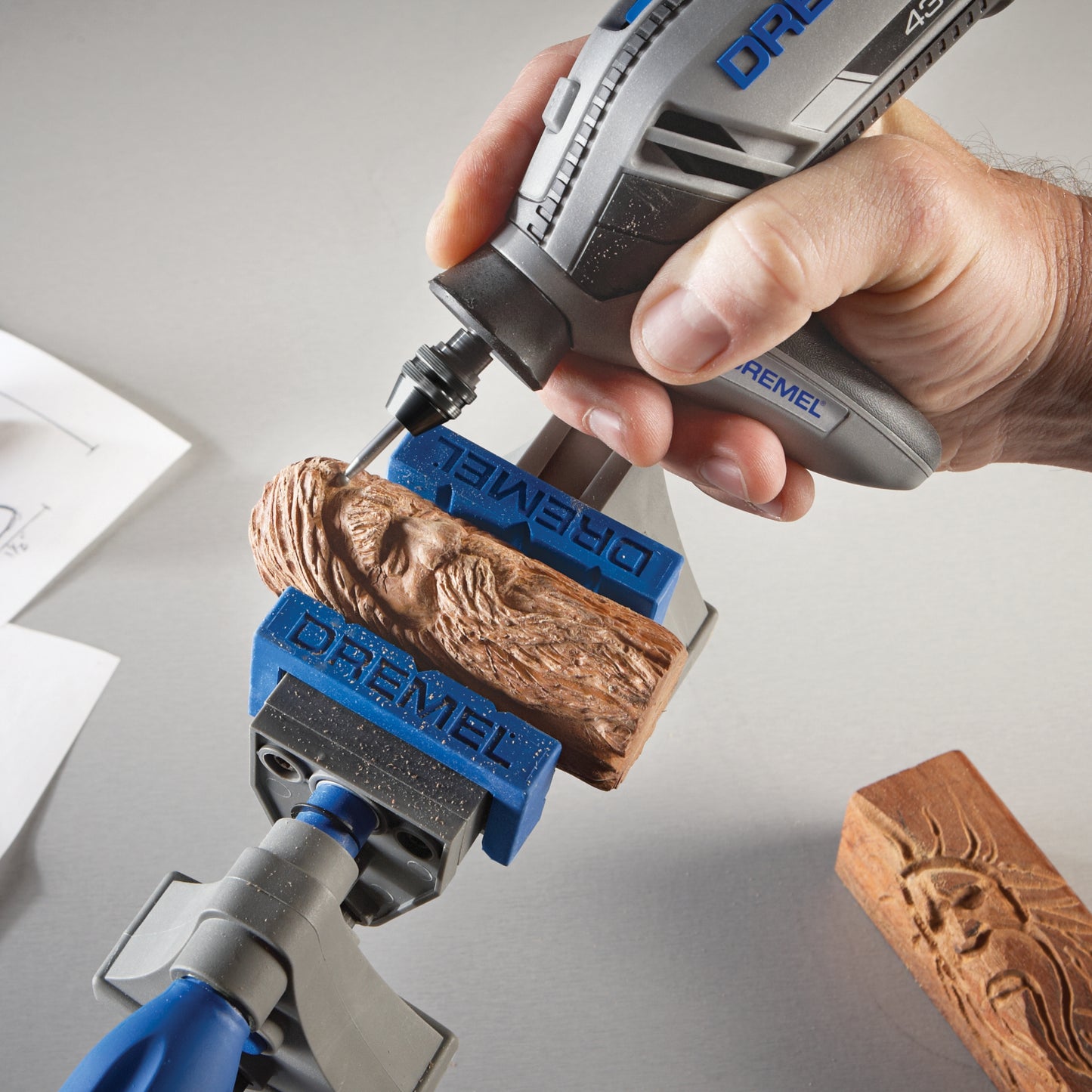 Dremel 4300-5/40 Rotary Tool Kit